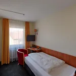 & Restaurant Walfisch فورتسبورغ
