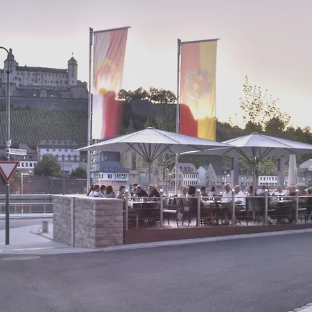 & Restaurant Walfisch