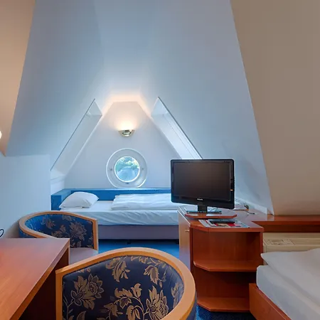 & Restaurant Walfisch 酒店 3*