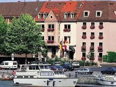 & Restaurant Walfisch 3* Wurzburg