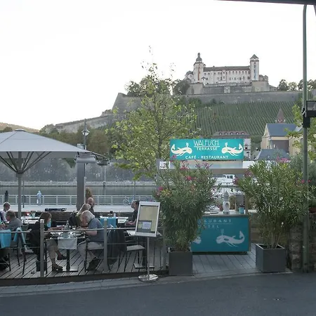 酒店 & Restaurant Walfisch 维尔茨堡