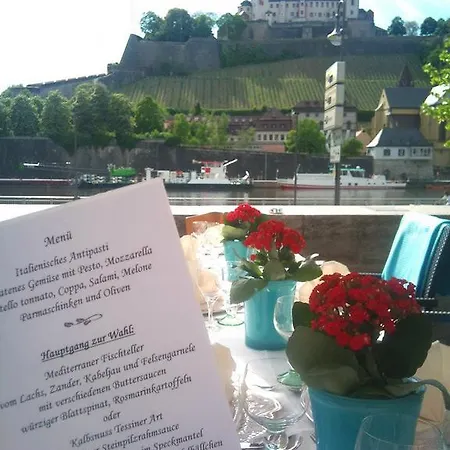 Hotel & Restaurant Walfisch Wurzburg