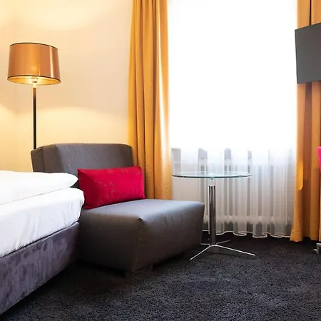 & Restaurant Walfisch 3*