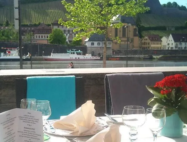 Hotel & Restaurant Walfisch 3*