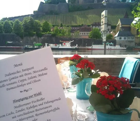 Szálloda & Restaurant Walfisch Würzburg